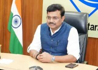 सभी वैज्ञानिक संस्थानों के साथ भूस्खलन न्यूनीकरण की समस्याओं के निराकरण पर चर्चा