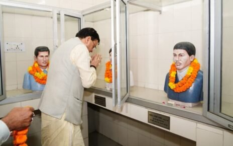 मुख्यमंत्री धामी ने राज्य आन्दोलनकारी शहीदों को दी श्रद्धांजलि…