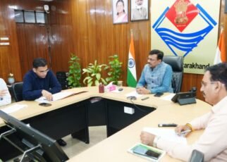 इंदिरा मार्केट व आढ़त बाजार के कार्यों में लायी जाए तेजीः मुख्य सचिव