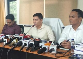 एफ.डी.ए. की ताबड़तोड़ कार्रवाई, 63 औषधियों के सैंपल जांच हेतु भेजे गए