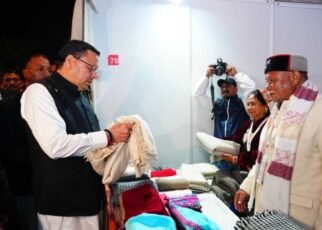 आदि गौरव महोत्सव में पहुंचे मुख्यमंत्री धामी, भगवान बिरसा मुंडा को दी श्रद्धांजलि