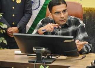 देहरादून: जिले के बड़े बकायदारों की गर्दन तक पंहुचे जिला प्रशासन के हाथ, 3 सम्पति कुर्क, जारी रहेगा एक्शन