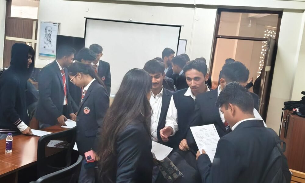 ड्ग्स के खिलाफ जिला प्रशासन सख्तः ग्राफिक एरा यूनिवर्सिटी में की गई सैकड़ों छात्रों की टेस्टिंग