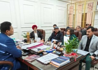 *स्वास्थ्य सचिव के हस्तक्षेप से दून मेडिकल कॉलेज में सफाई कर्मचारियों की हड़ताल समाप्त, सफाई व्यवस्था बहाल