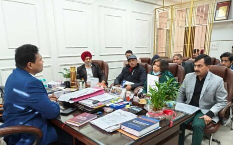 *स्वास्थ्य सचिव के हस्तक्षेप से दून मेडिकल कॉलेज में सफाई कर्मचारियों की हड़ताल समाप्त, सफाई व्यवस्था बहाल